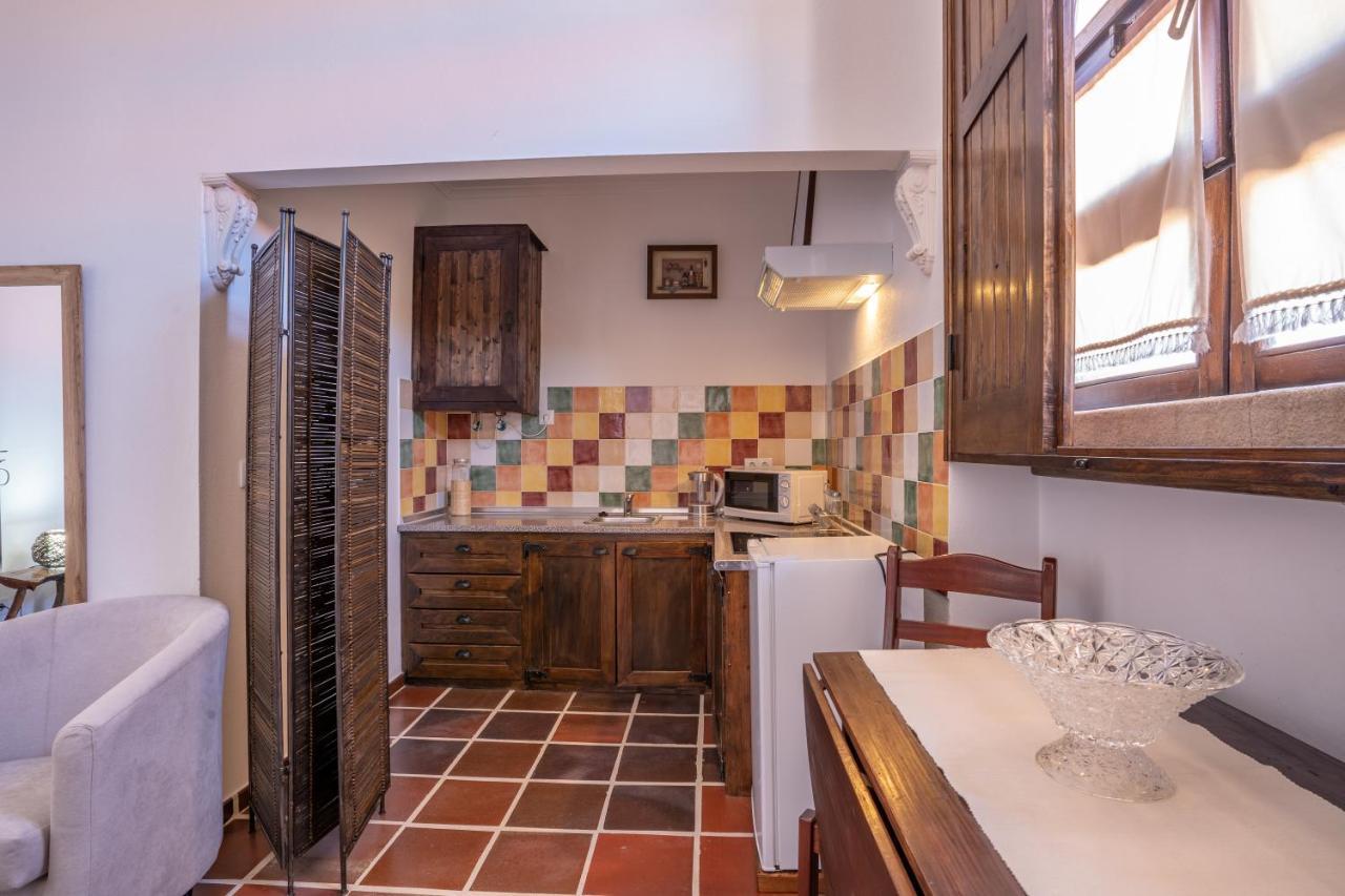 Escola Do Fado Bed & Breakfast Vila Fernando  Exterior photo